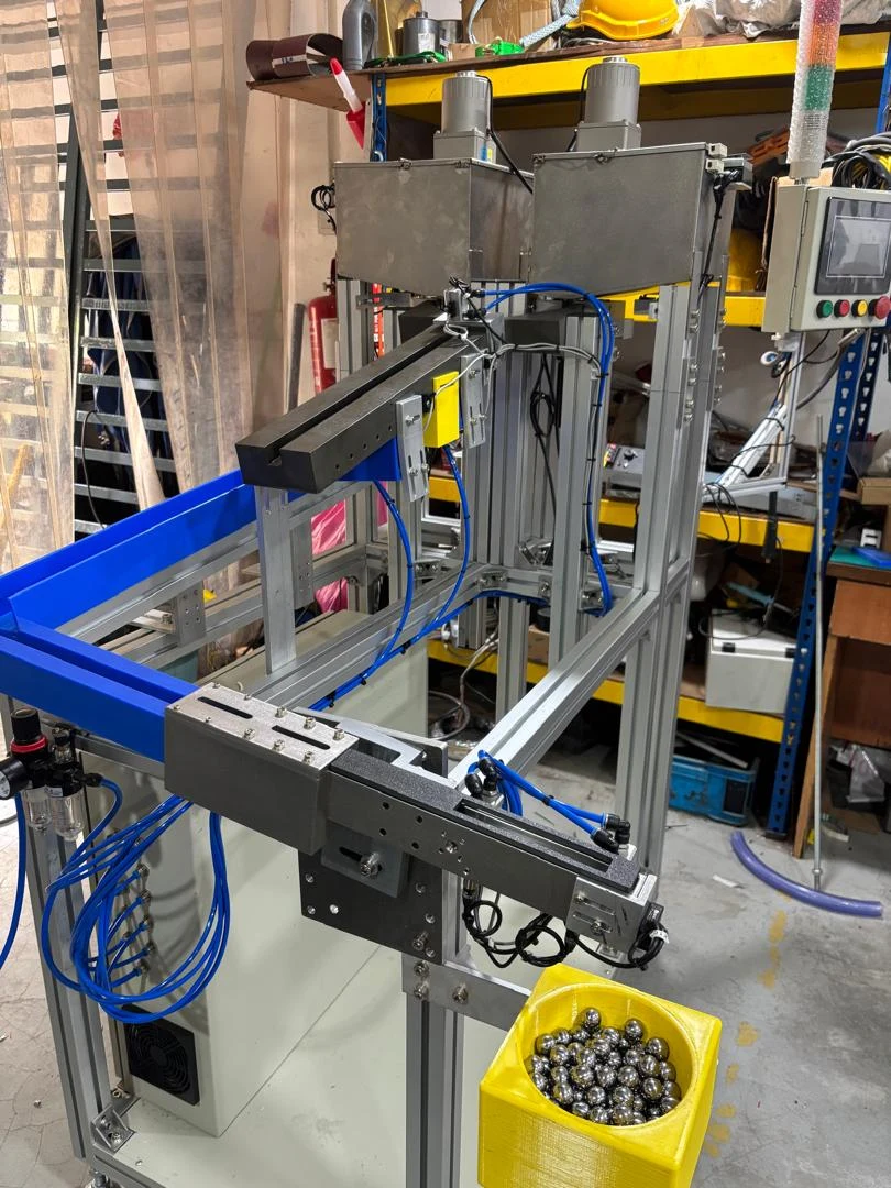 Custom ball dispensing machine and collection tray